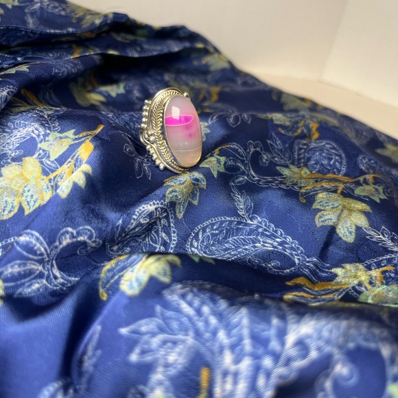 925 stamped Sterling Silver Ring and Pink Agate Ring - Picture 6 of 10